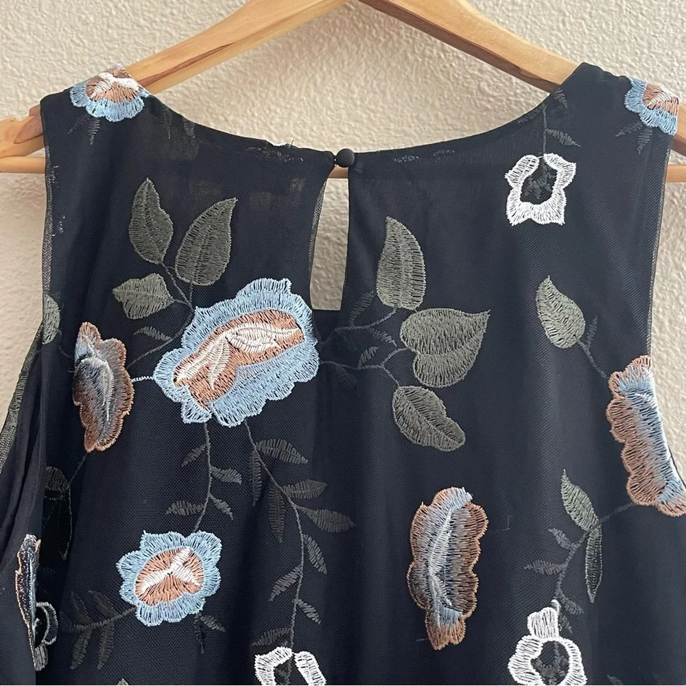 Charter Club semi sheer Black Floral Embroidered Mesh Tank Blouse Top‎